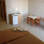Saint Constantine Aparthotel 3*