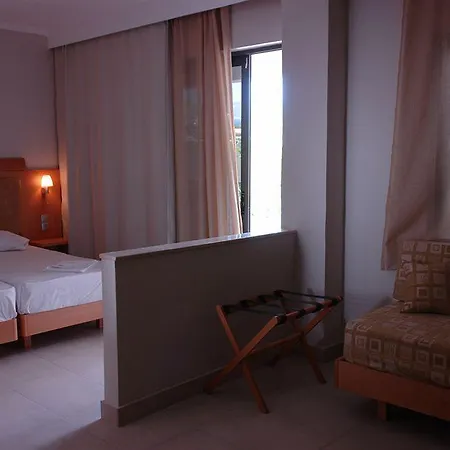 Saint Constantine Aparthotel