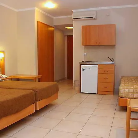 Saint Constantine Aparthotel