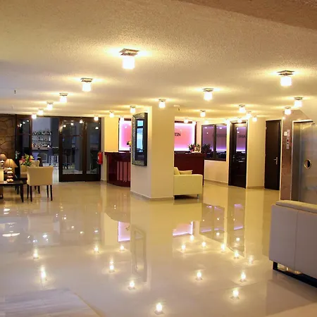 Hotel apartamentowy Saint Constantine 3*