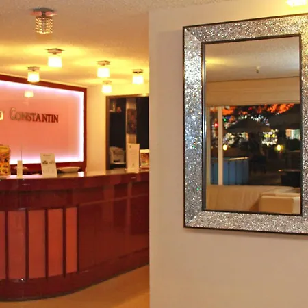 Saint Constantine Aparthotel 3*