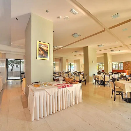 Saint Constantine Hotel apartamentowy 3*