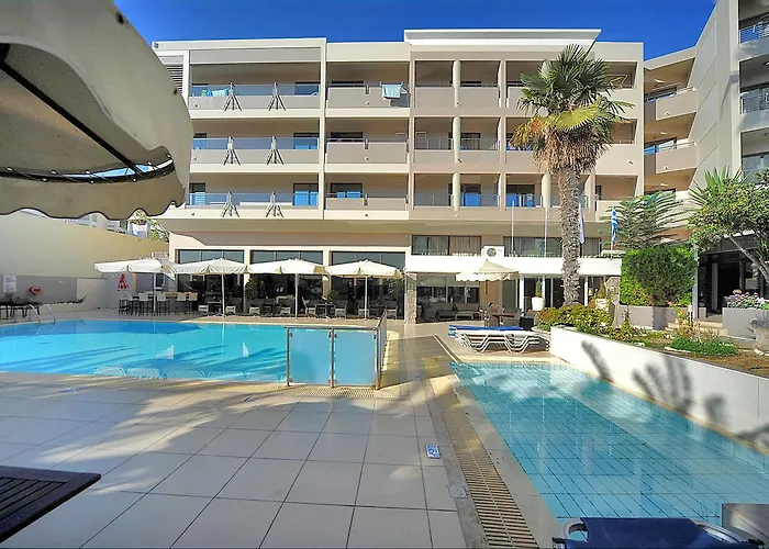 Saint Constantine 3* بلدة كوس