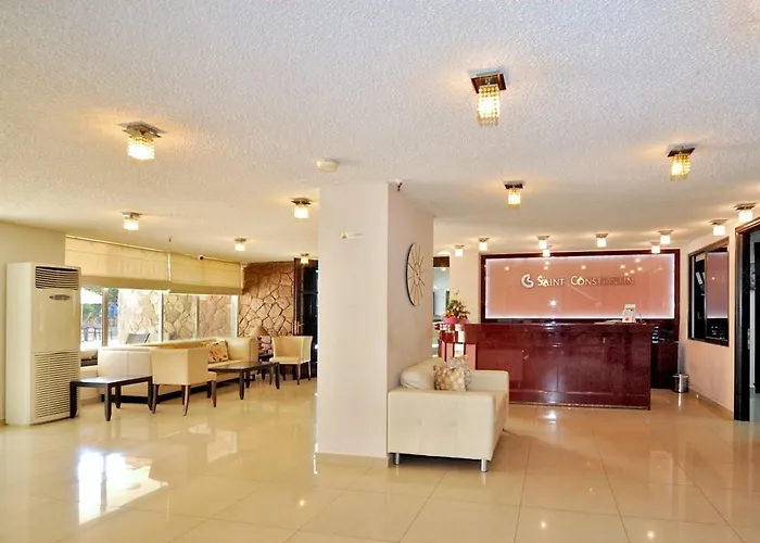 Saint Constantine Lägenhetshotell