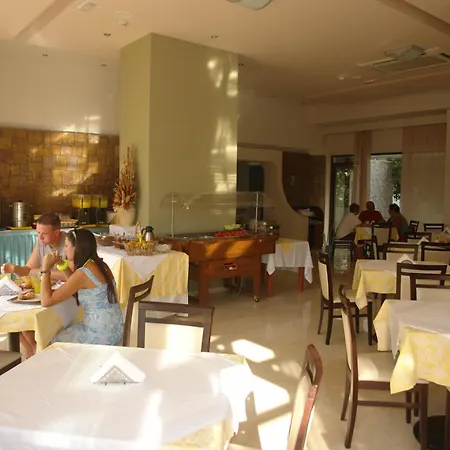 Saint Constantine コス・タウン