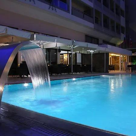 Saint Constantine コス・タウン